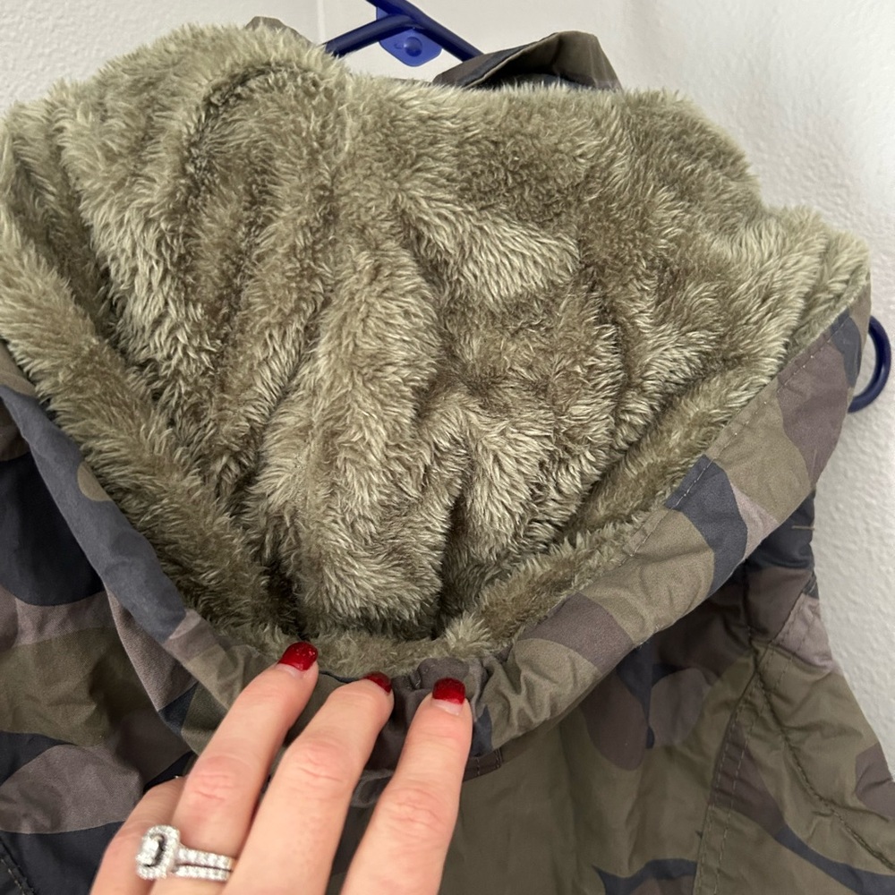 Camo vest - Picture 10 of 16